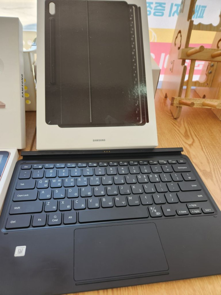 갤럭시탭s8플러스 256GB 5G 팝니다--4