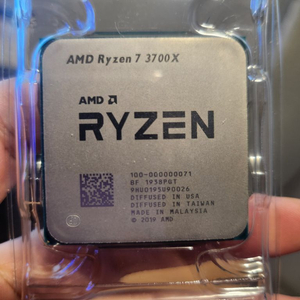 amd 3700x cpu 팝니다