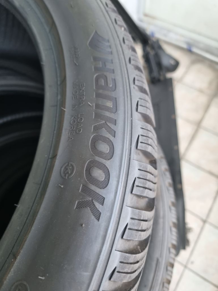 한국타이어 아이셉트 에보3 225 / 45R18 95V--2