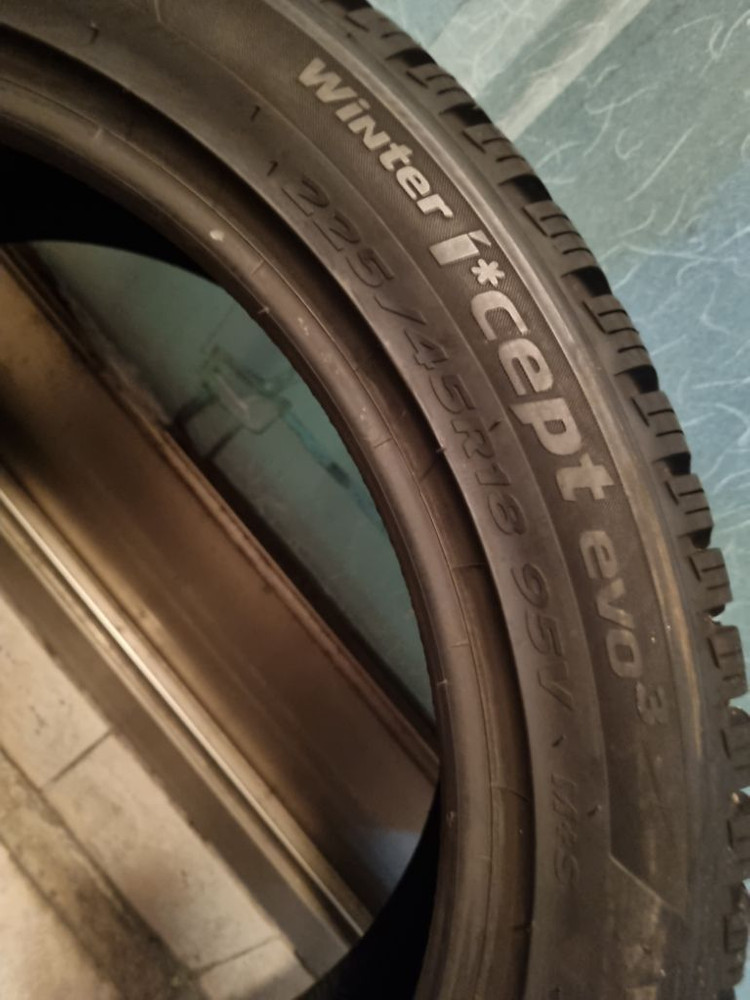 한국타이어 아이셉트 에보3 225 / 45R18 95V--4