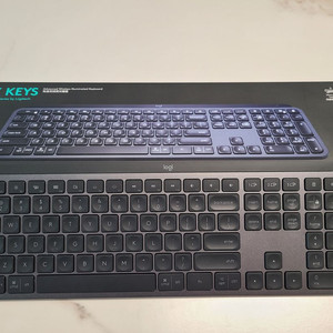 로지텍 mx keys 팝니다.