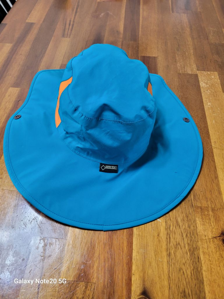 여성 노스페이스 고어텍스 등산모자 (60)--2