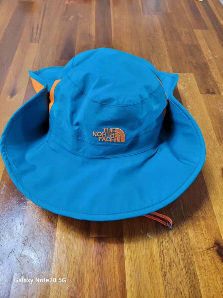 여성 노스페이스 고어텍스 등산모자 (60)--1