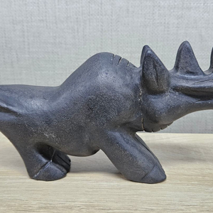 홍산문화 조각 코뿔소 흑옥