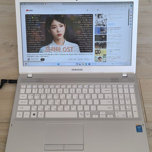 외관 S급 슬림한 삼성 노트북 5세대 윈도우11 프로