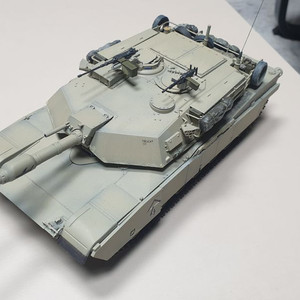 프라모델 M1A1 에이브람스 전차