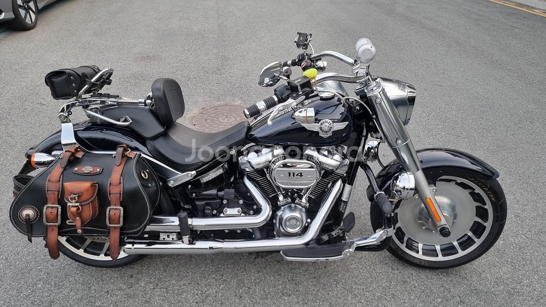 할리데이비슨 팻보이114 19년식--3