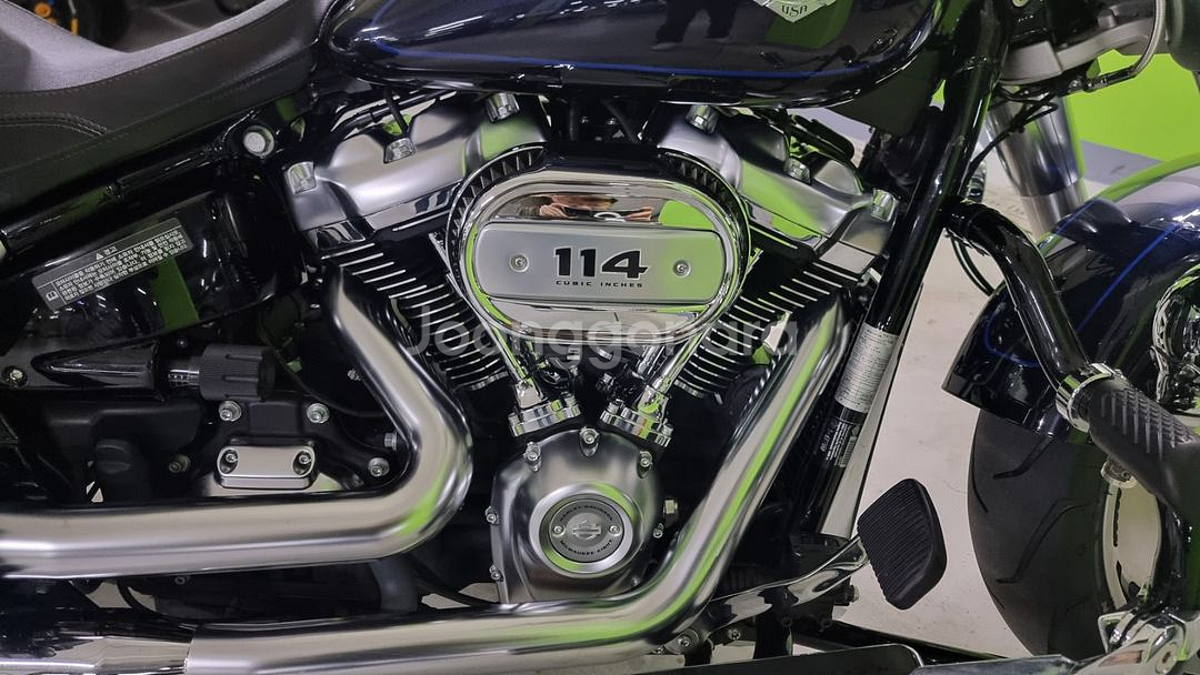 할리데이비슨 팻보이114 19년식--8
