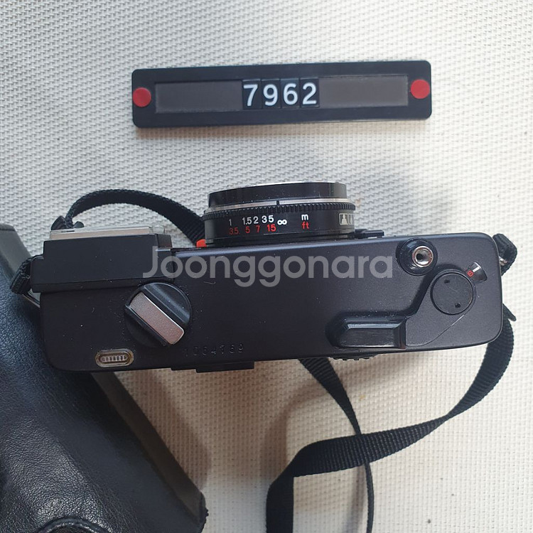 코니카 C 35 EF 필름카메라 케이스포함--1