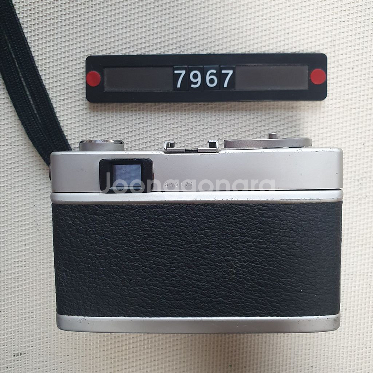 코니카 C 35 필름카메라 실버바디--2