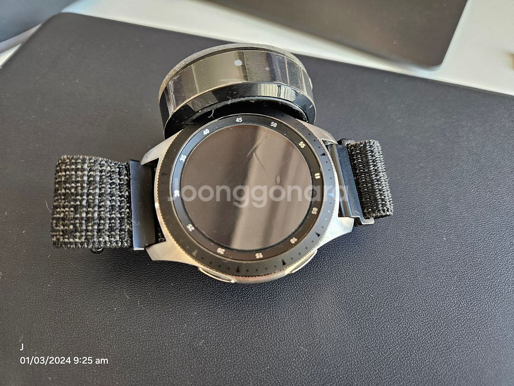서울삼각지 갤럭시 워치 SM-R805N 급매--1