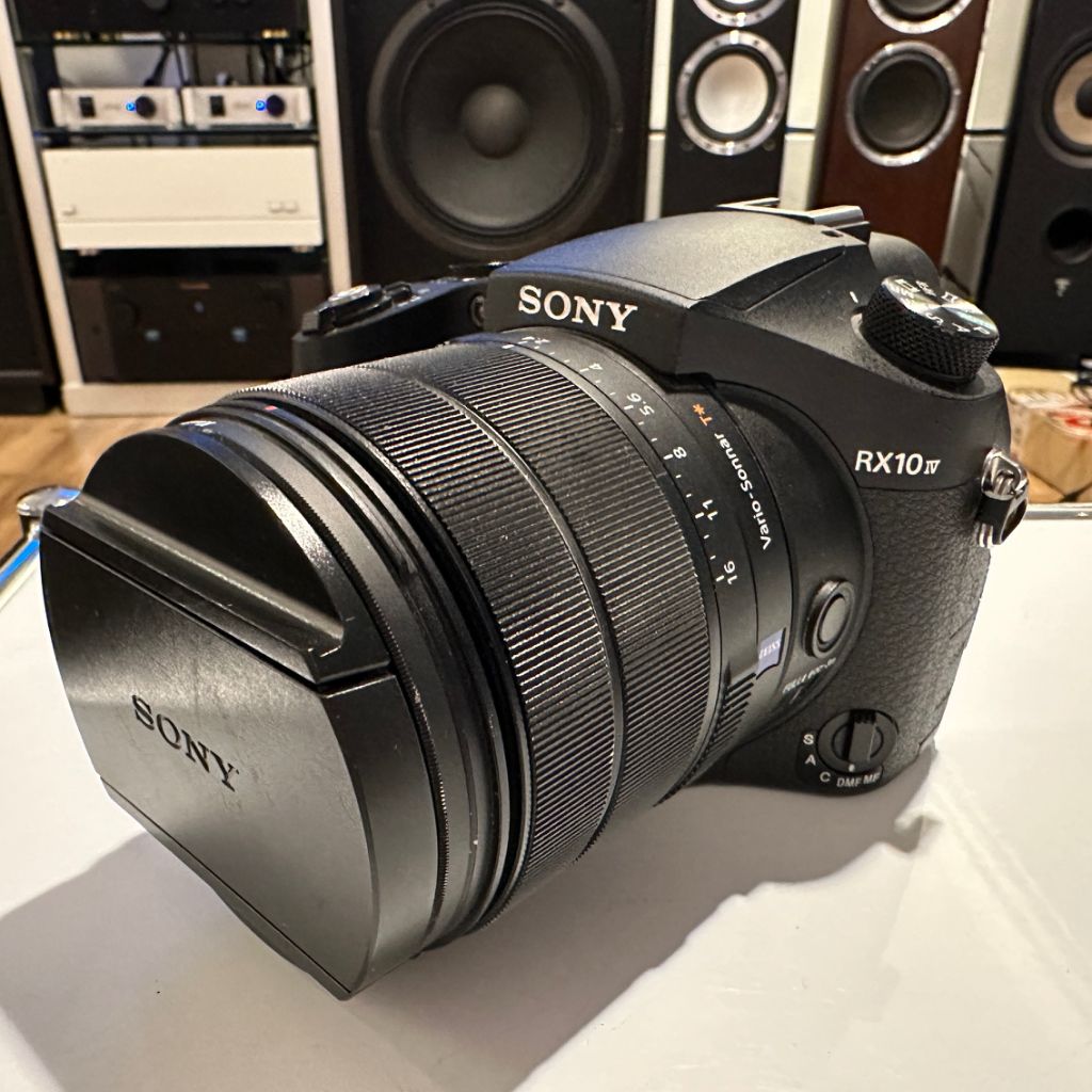 소니 RX10M4 600mm 초망원 RX10 IV