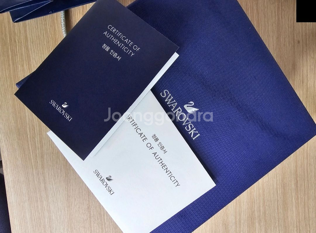 스왈로브스키 미녀와 야수 장미 인챈티드 로즈 팔아요--1