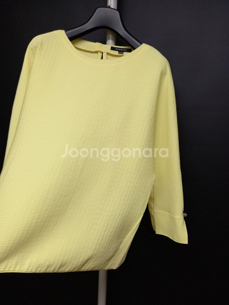 나이스클랍 춘하 엠보 블라우스 55.66--4