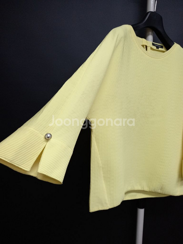 나이스클랍 춘하 엠보 블라우스 55.66--3