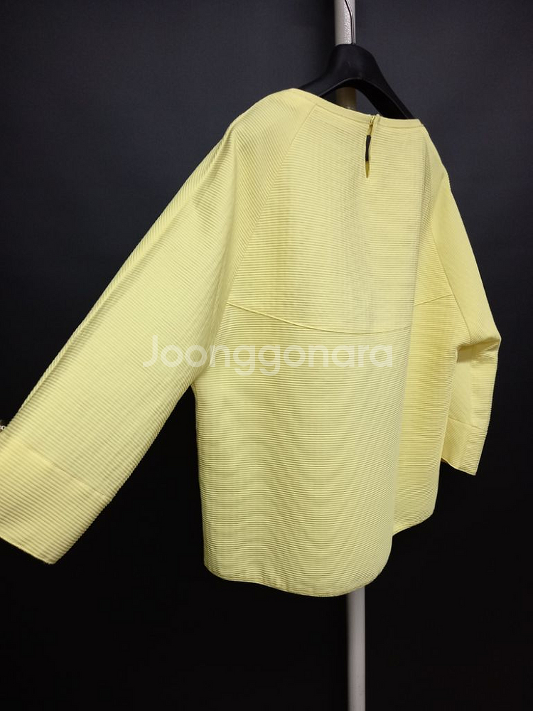 나이스클랍 춘하 엠보 블라우스 55.66--5