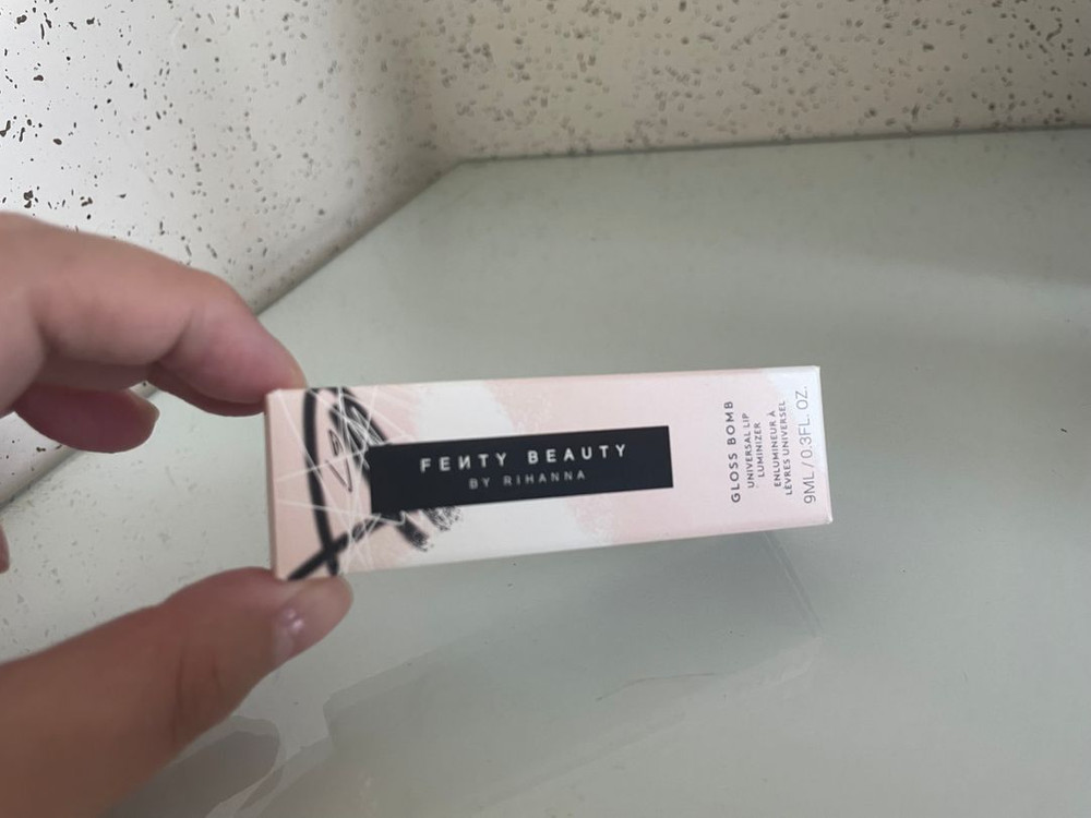 리한나 펜티뷰티 립글로즈 퍼시--1