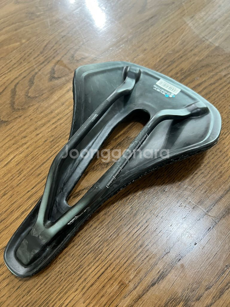 알리 3D 카본 레일안장 팝니다--2