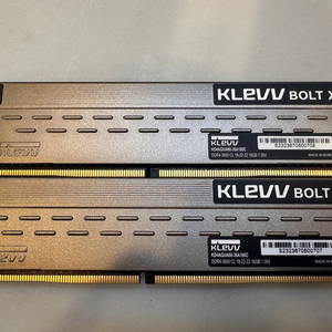 KLEVV DDR4 3600 32기가 CL18