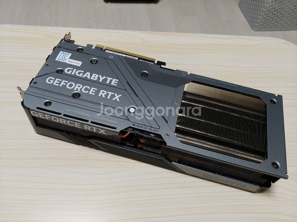 기가바이트 4070 SUPER GAMING OC--2