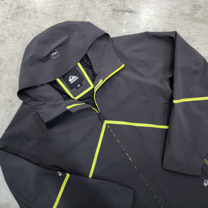 퀵실버 Quiksilver AG47 바람막이 L