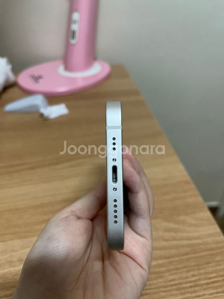 아이폰12 화이트 128g 팝니다--2