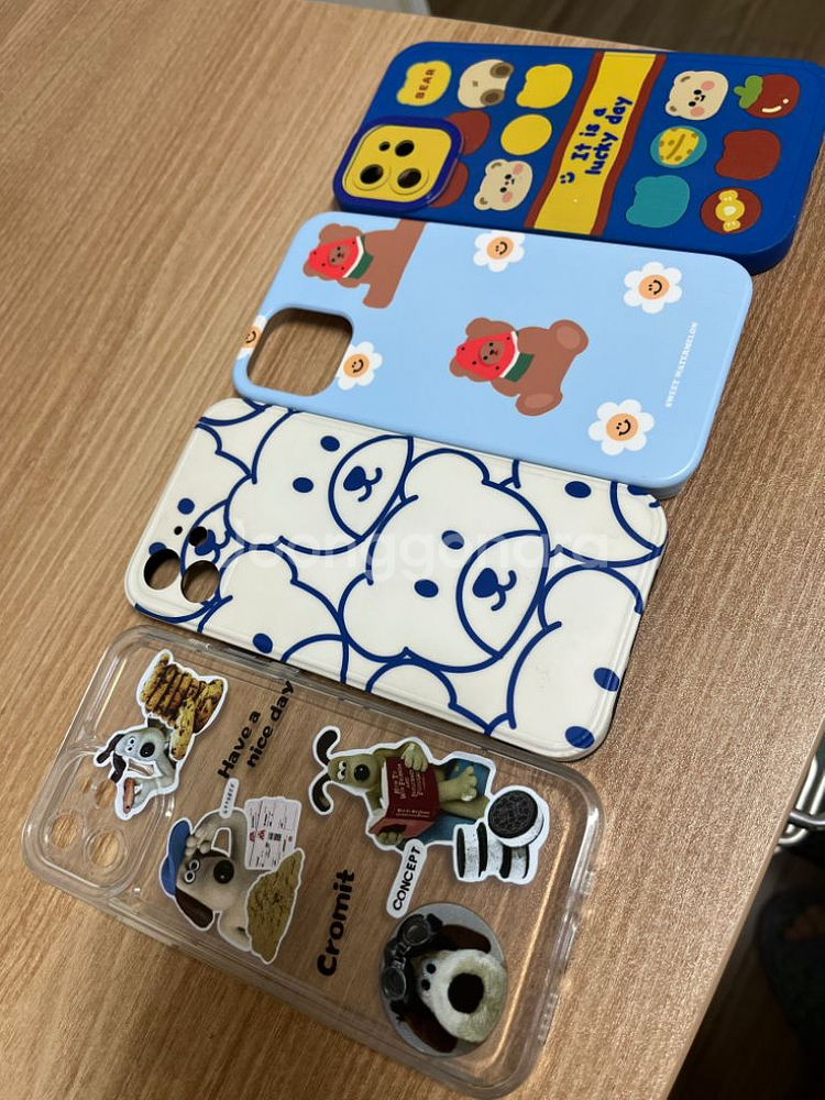 아이폰12 화이트 128g 팝니다--6