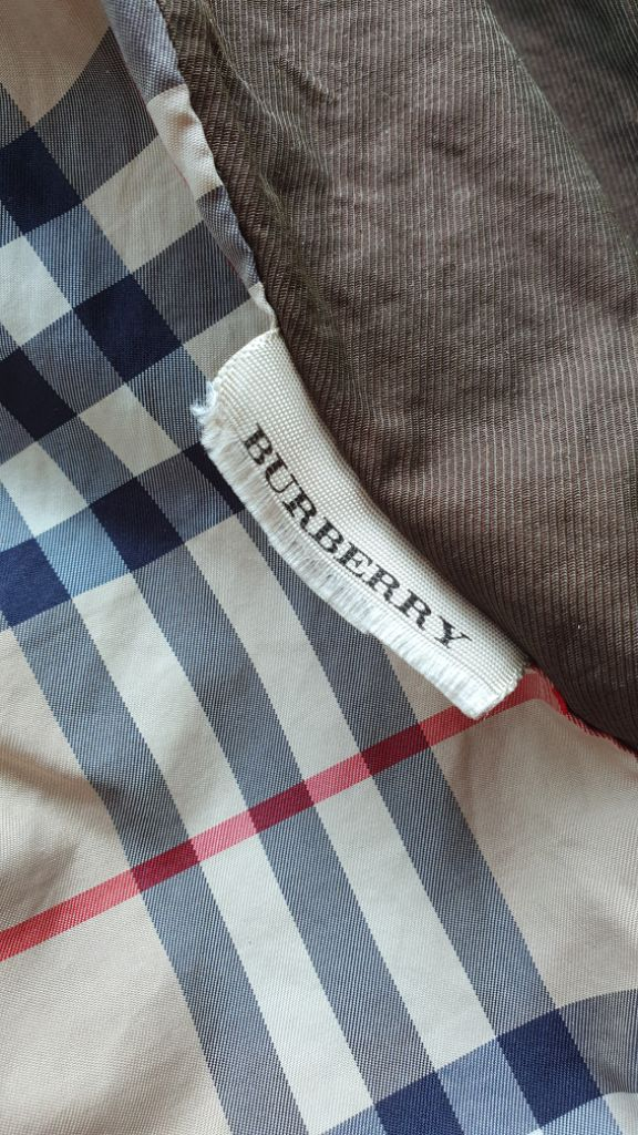 버버리 런던 집업 까슬 소재 국내100--6