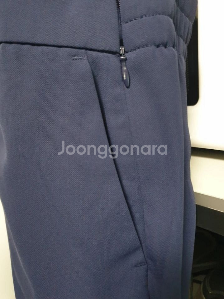 (새상품)조르쥬레쉬 세미 와이드팬츠(네이비)--5
