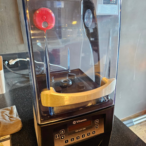 21년형 바이타믹스 콰이어트원 블랜더 믹서기