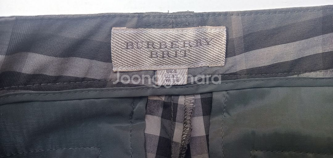 정품 버버리 여성용반바지 핫팬츠 26~27인치 상태우수--6
