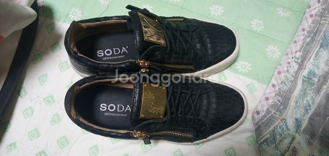 정품 주세페자노티 가죽스니커즈 255mm 상태우수--7