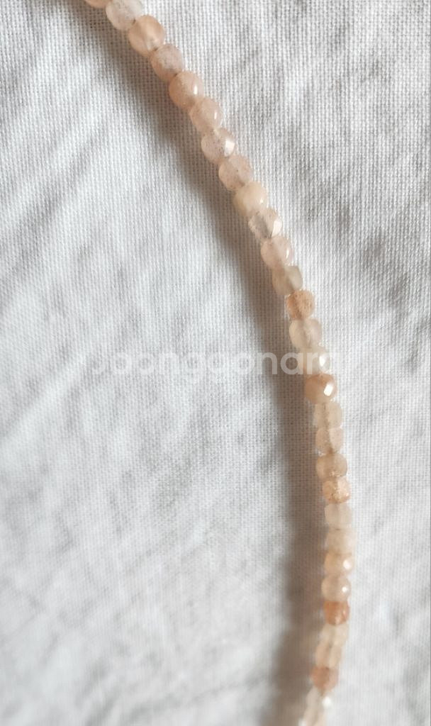 핸드메이드 큐브컷팅 AA 피치문스톤 진주포인트 목걸이--3