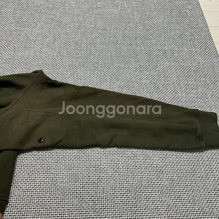 [ XL ] 23FW 스톤아일랜드 카키 맨투맨--4