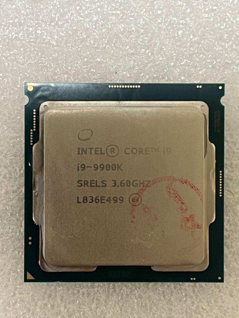 인텔 i9 9900k cpu 팝니다. (택포함)