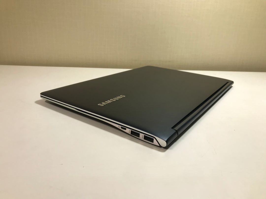i5-3세대 삼성노트북 메탈 15인치 램8 ssd256