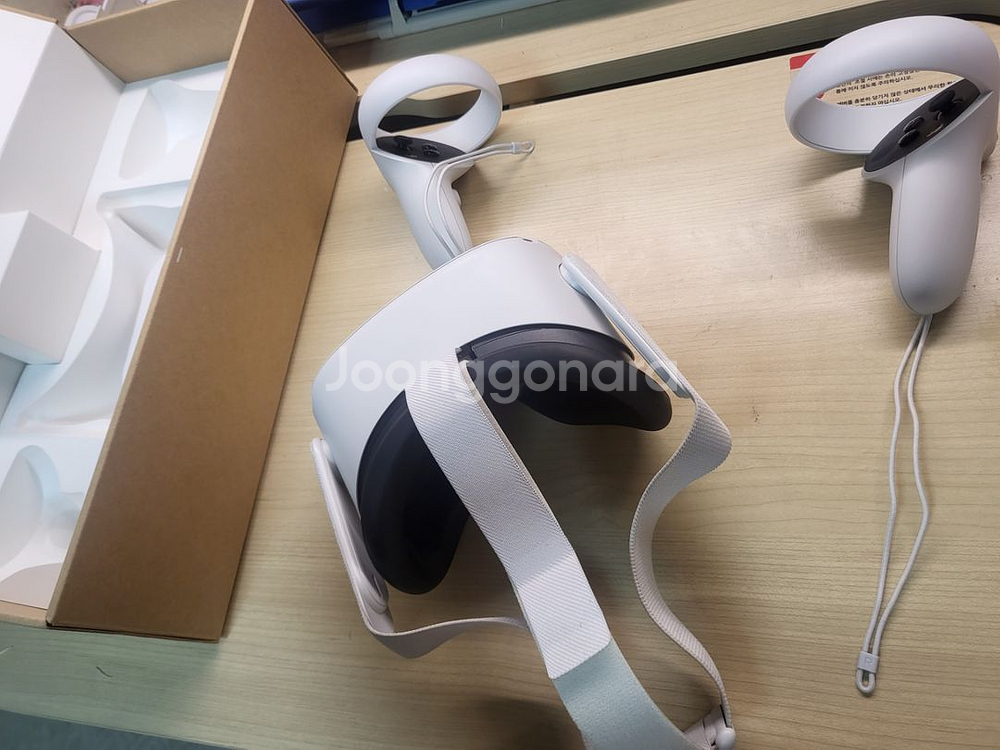 오큘러스 퀘스트2 128GB--3