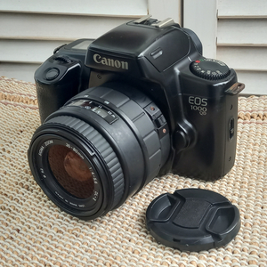 케논 Canon EOS 1000 필름카메라