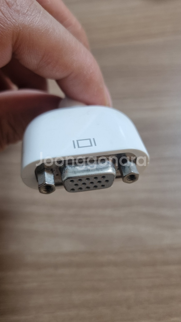 애플 Mini DVI to VGA 어답터--4