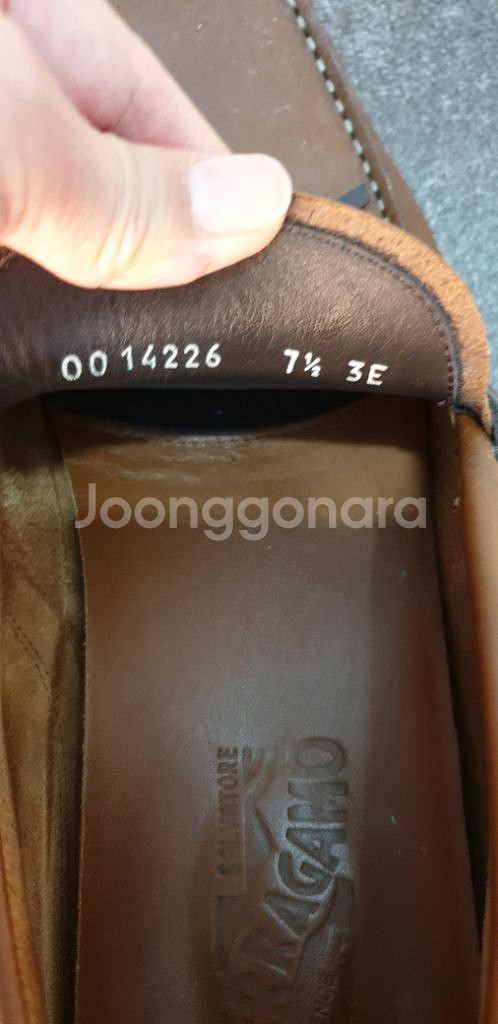 페레가모 드라이빙슈즈 7 1/2--1