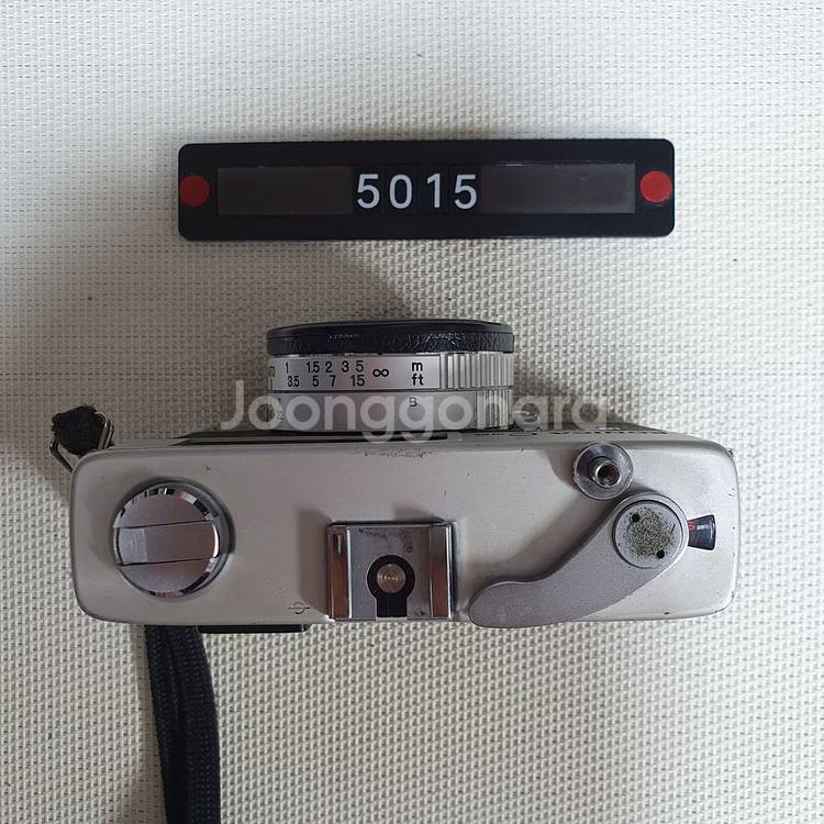 코니카 C 35 플래시 매틱 필름카메라 실버바디--1