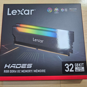 LEXAR DDR4 3600 32GB RGB 램 택포