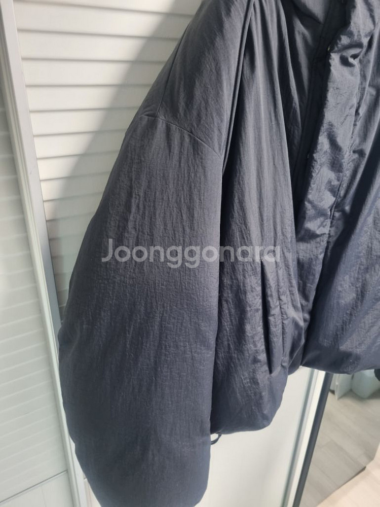 준지 22FW 189숏패딩 50사이즈 초판 싸게팝니다!--3