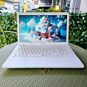 삼성 화이트 가성비 노트북(외관A급/램16GB업글)