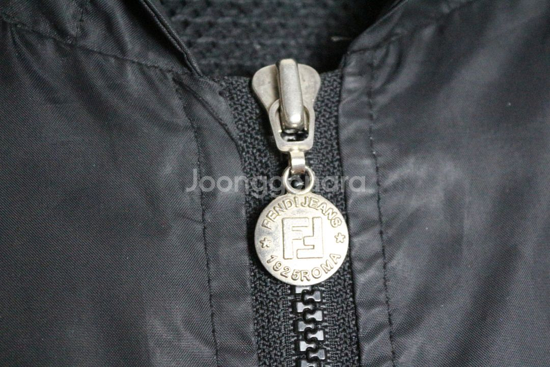 Fendi 펜디 후드 바람막이--5