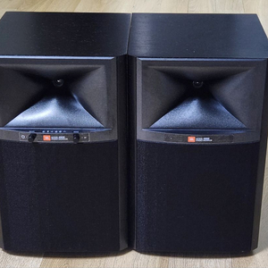 JBL 4305P