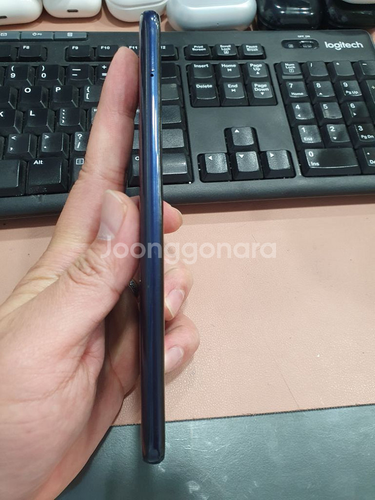 갤럭시 A205 해외판 듀얼유심 32기가 팝니다--4