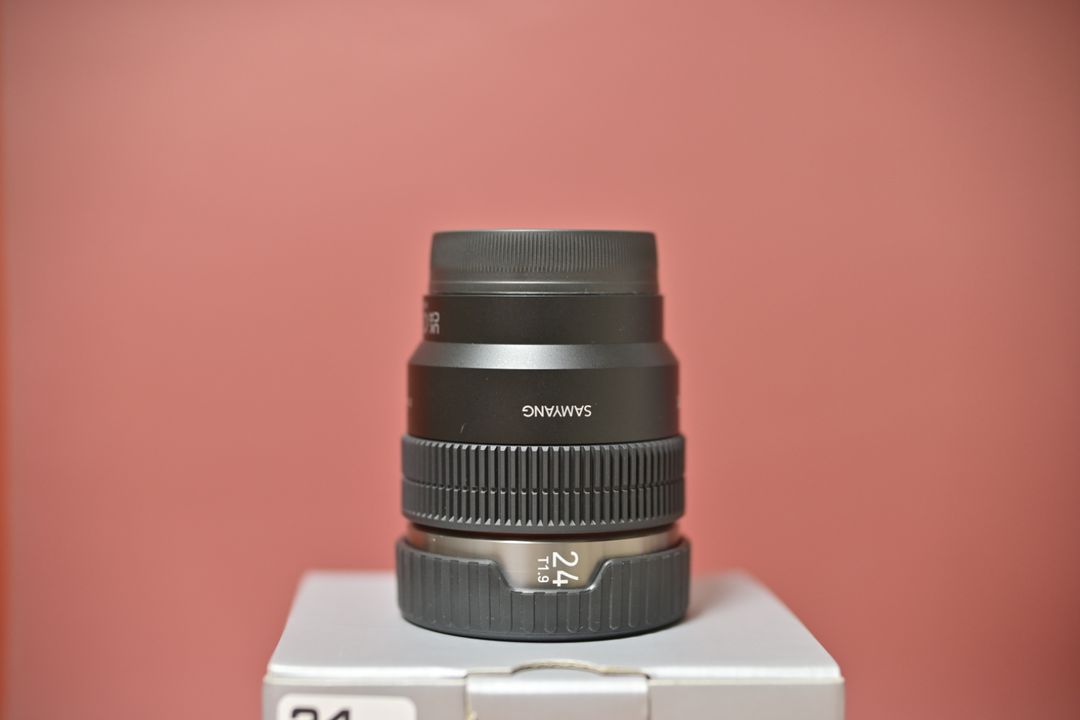 삼양렌즈 V-AF 24mm 1.9