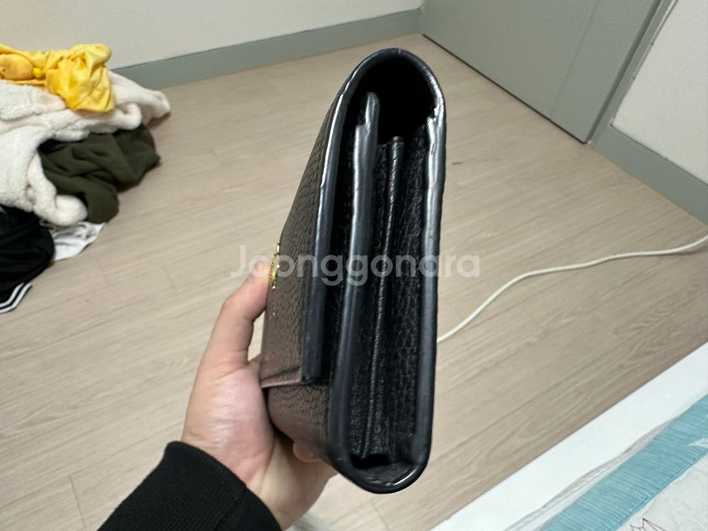 구찌 꿀벌 장지갑--1