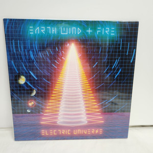 EARTH WIEARTND FIRE lp